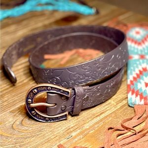 Ariat Charmed Horseshoe Belt